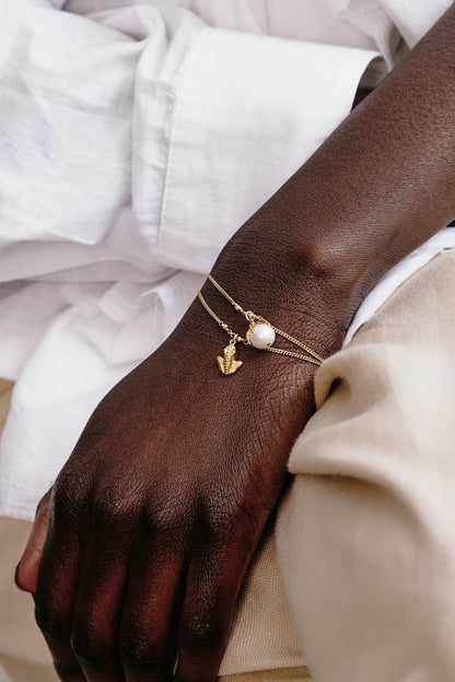 GOLD TOAD CHARM BRACELET