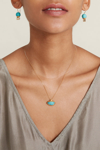 OBLONG AMAZONITE PENDANT